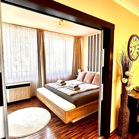 On Gellert Hill Downtown With Free Garage & Castle View Budapest