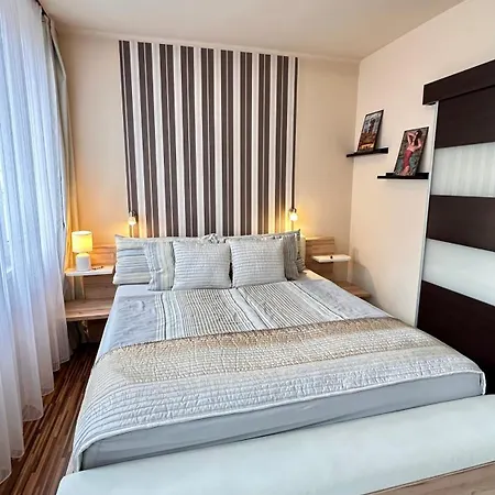 On Gellert Hill Downtown With Free Garage & Castle View ブダペスト