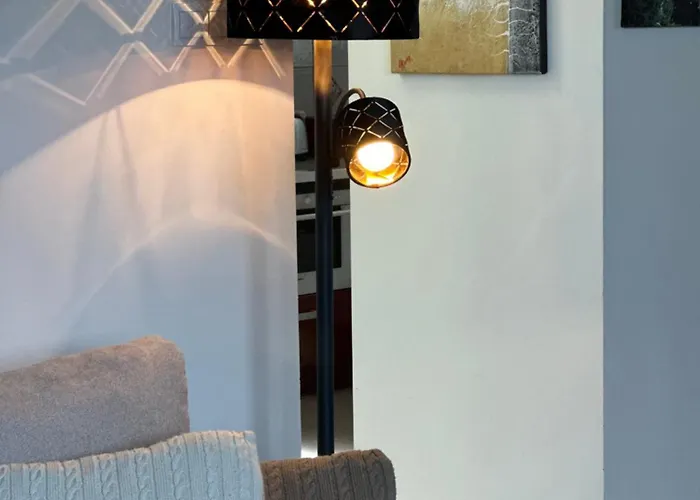 On Gellert Hill Downtown With Free Garage & Castle View Apartament