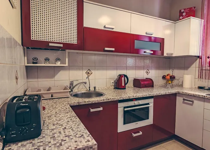 Apartament On Gellert Hill Downtown With Free Garage & Castle View Budapesta