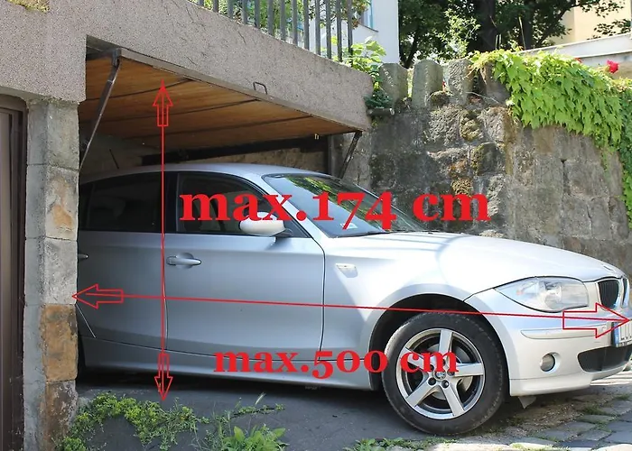 On Gellert Hill Downtown With Free Garage & Castle View Appartement Boedapest