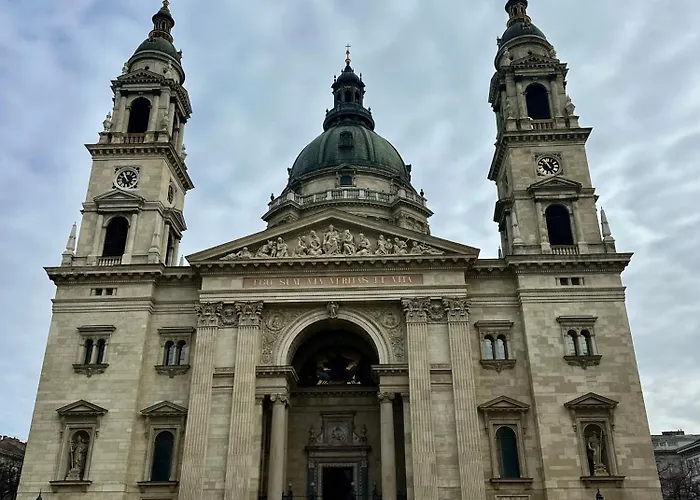 Appartement On Gellert Hill Downtown With Free Garage & Castle View Boedapest